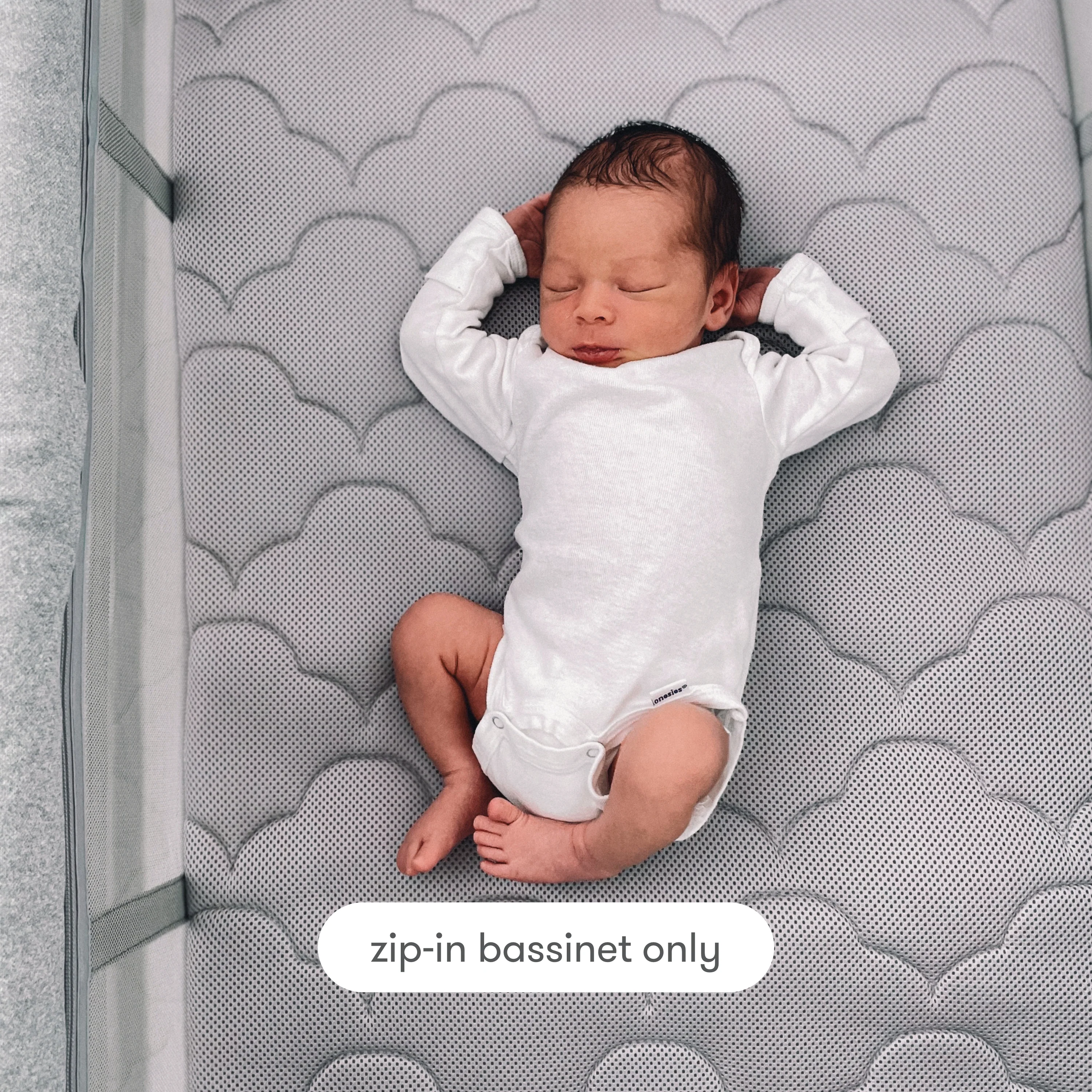 Deluxe Travel Crib & Play Yard - Image 18